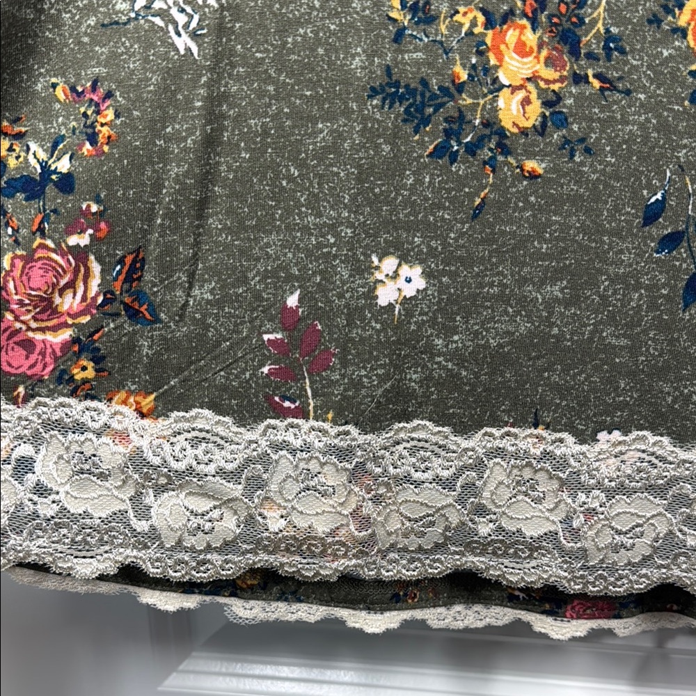 Mason & Belle Alecia Back Detail Lace Trim Knit Top - Picture 4 of 6